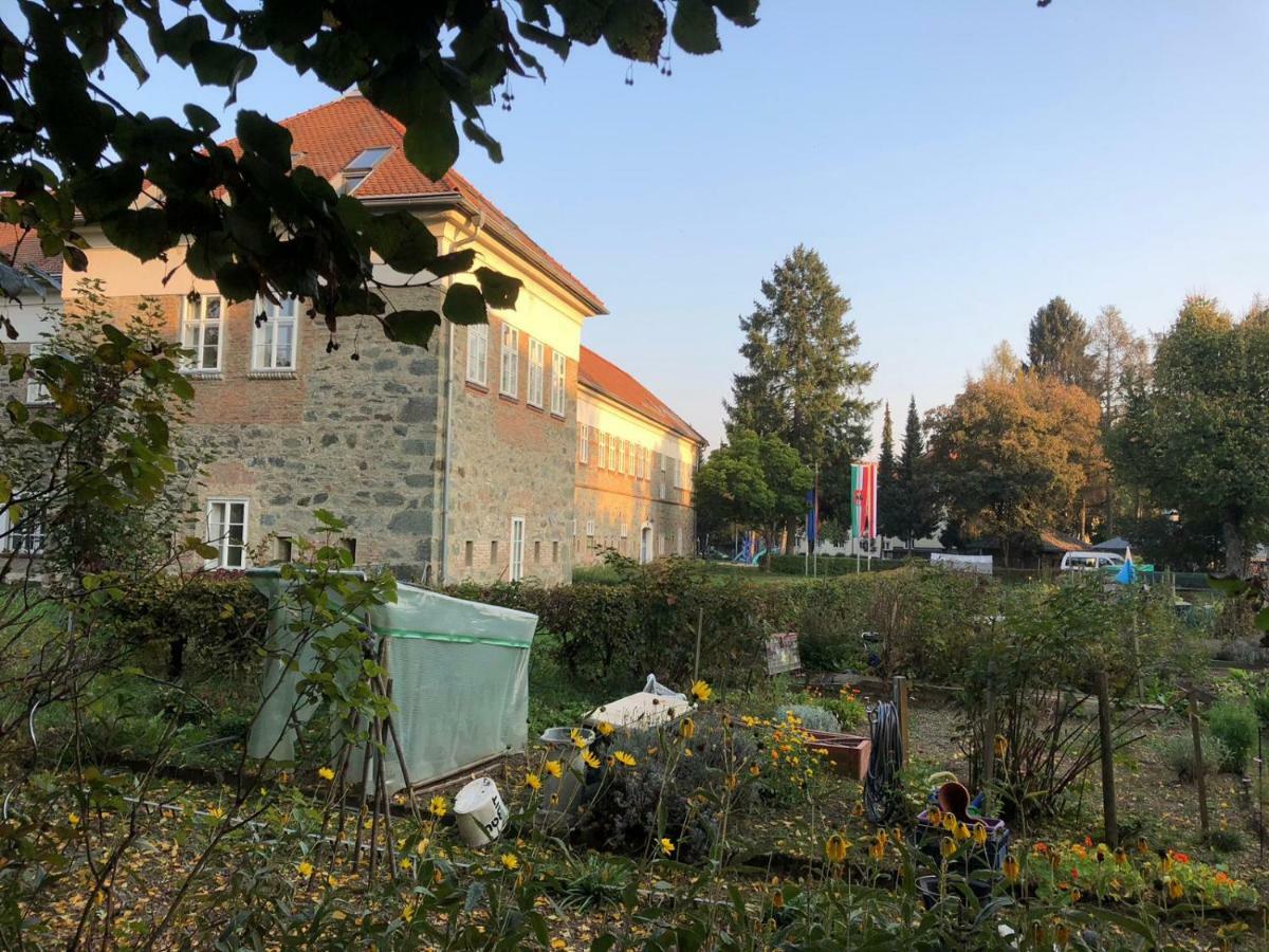 Apartment Galapagos Klagenfurt am Woerthersee Ngoại thất bức ảnh